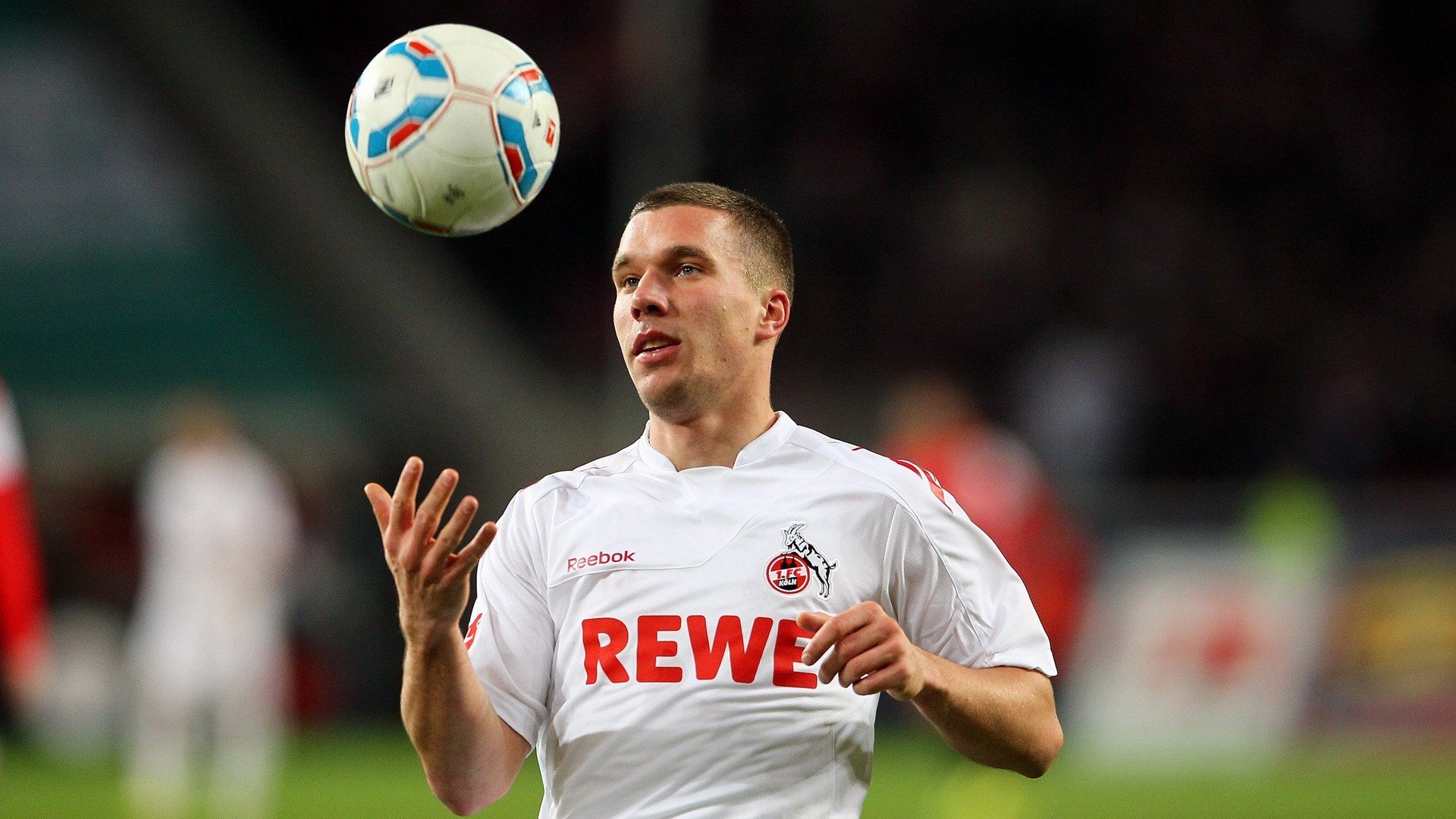 九游娱乐入口-五大联赛场均控球占比与控球质量之间是否存在误解,足球比赛控球率